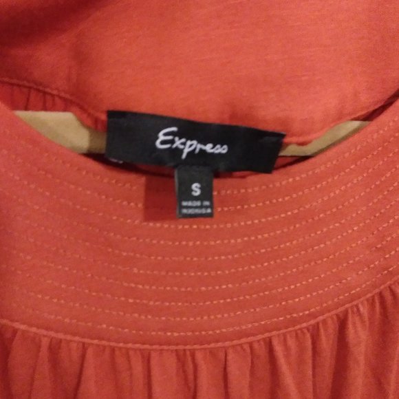 EXPRESS SLEEVELESS TANK TOP BLOUSE - Picture 3 of 9